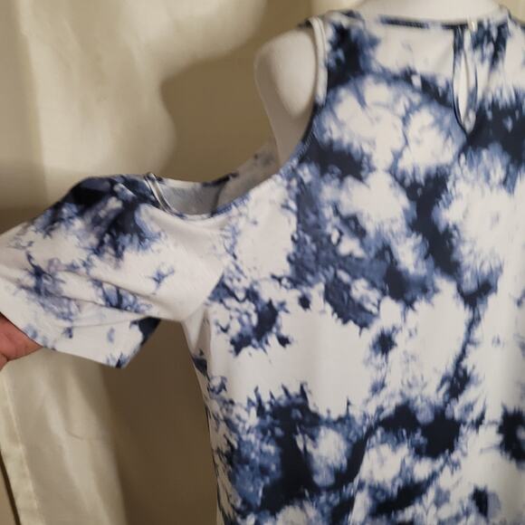Women's 3XL Blue and White Off-the-Shoulder Short Sleeve Shirt - Picture 8 of 11
